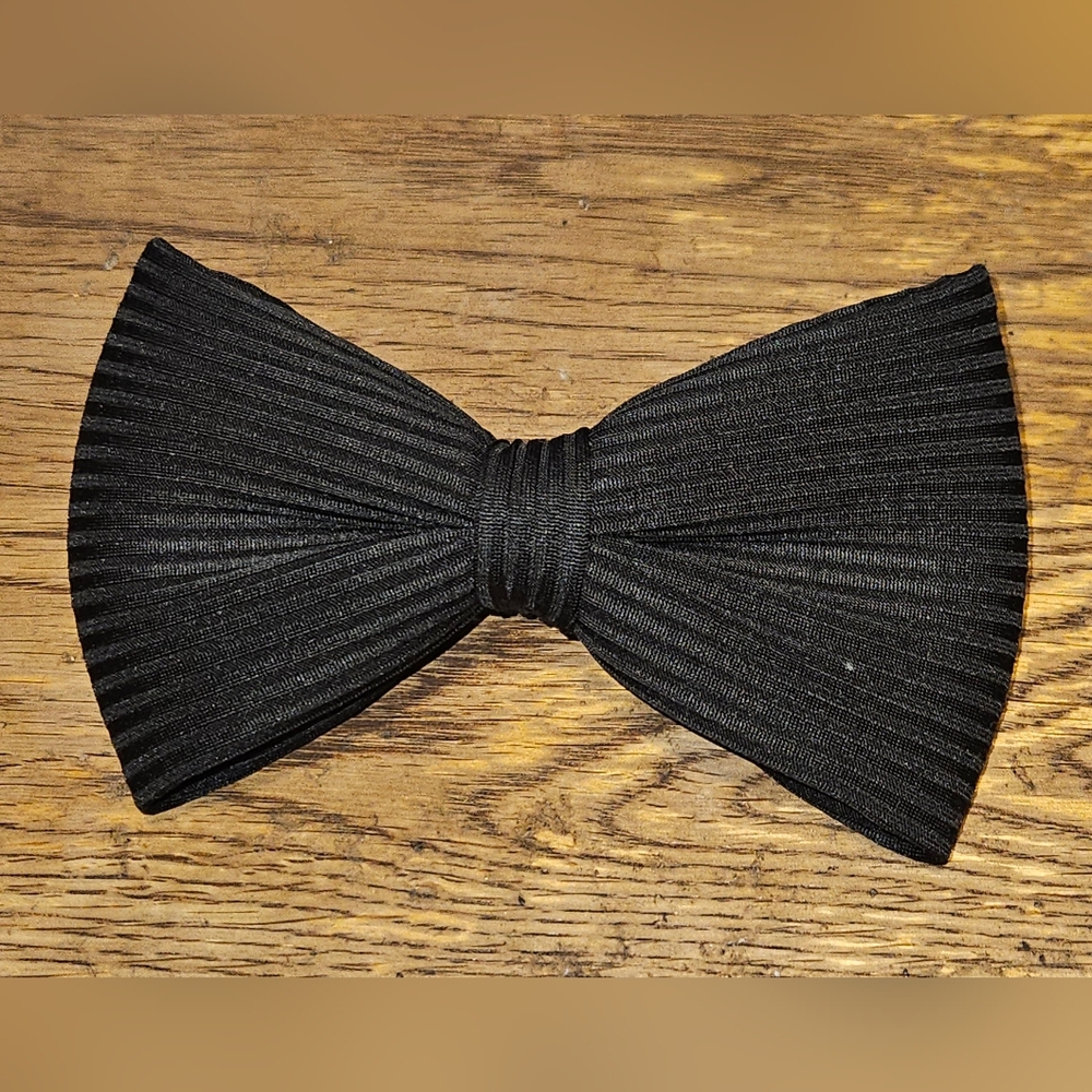 Classic Black Men's Bow Tie - Unbranded